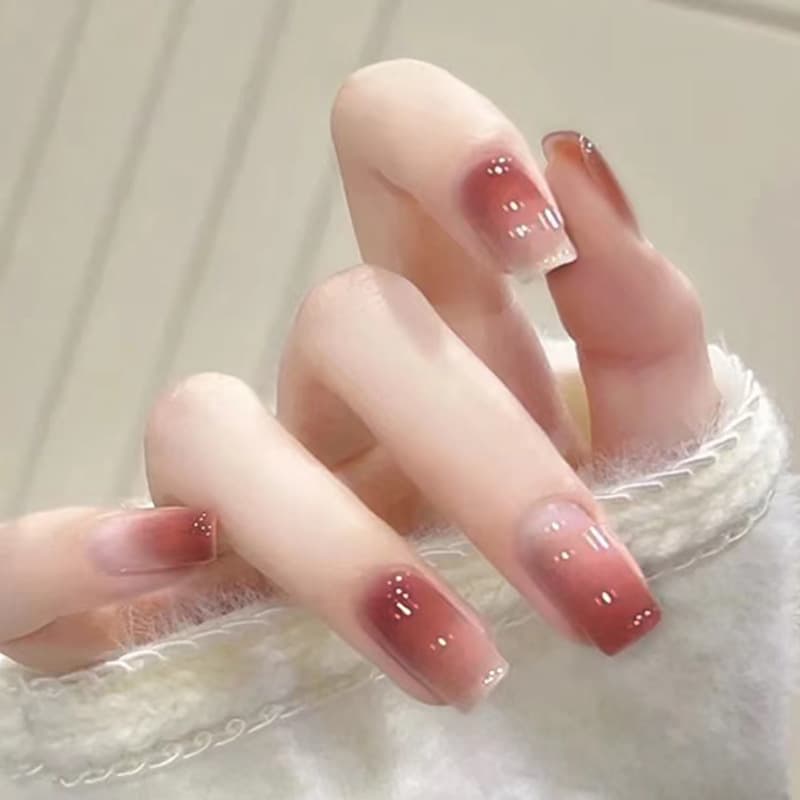 Nude Gradient Press-On Nails by Winails
